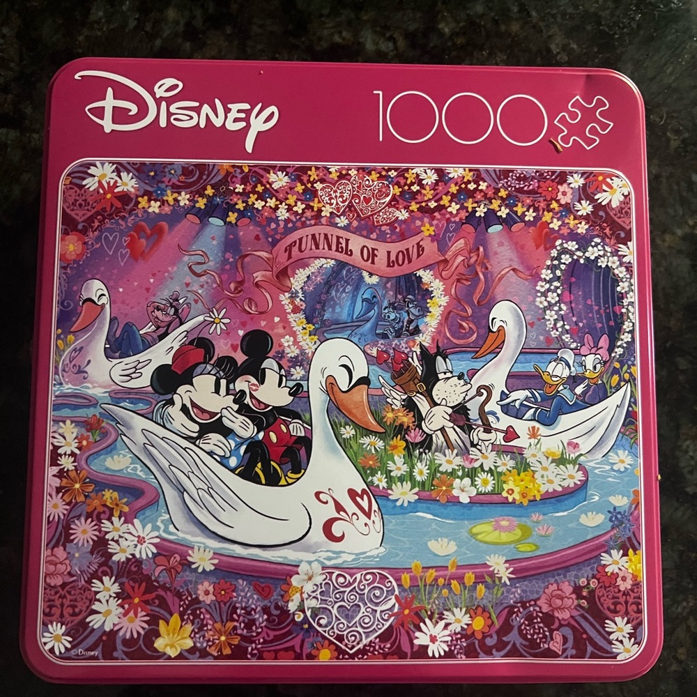 Disney “Tunnel of Love” 1000 piece puzzle -new